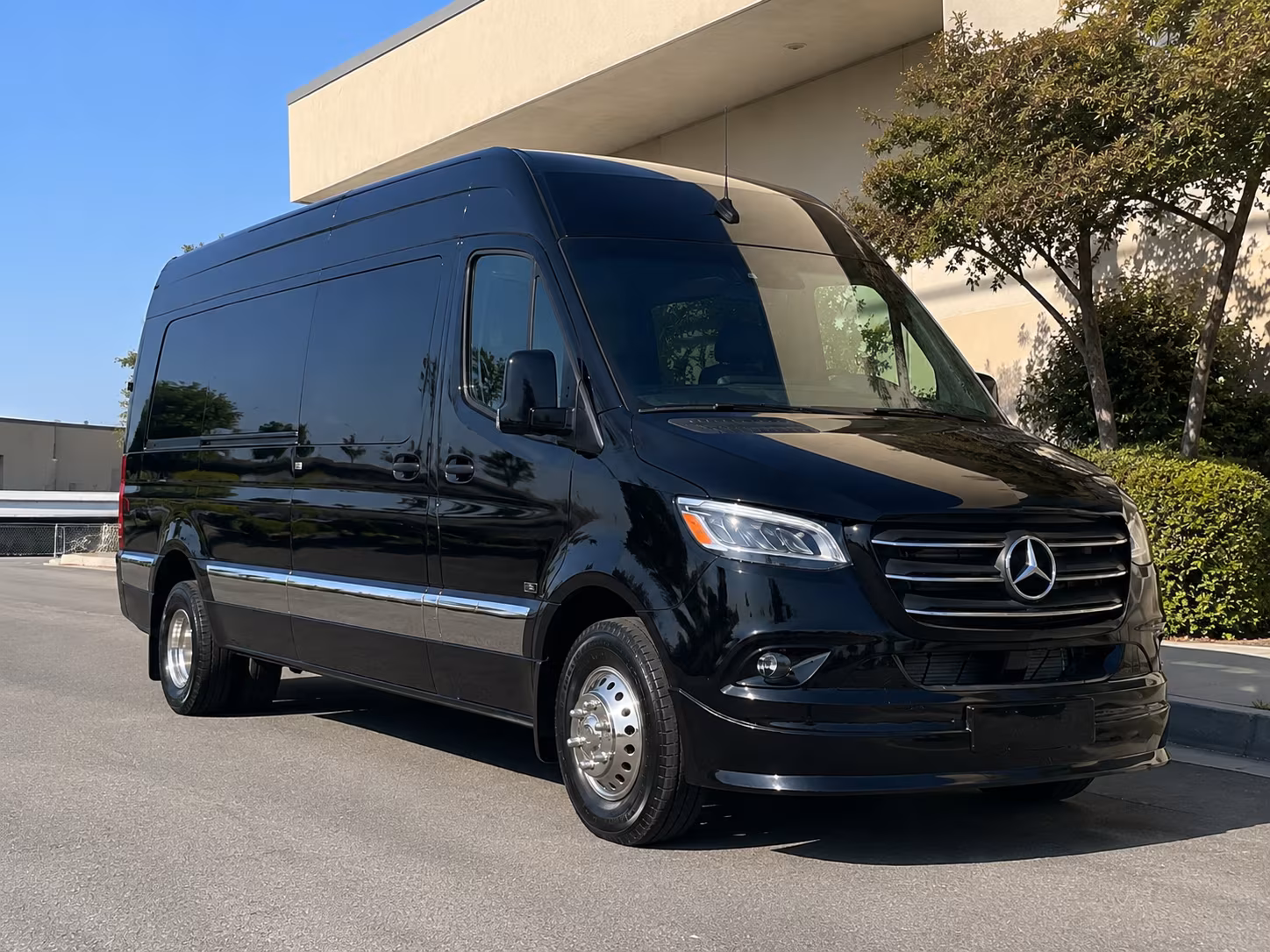 columbus airport transportation onboard seating