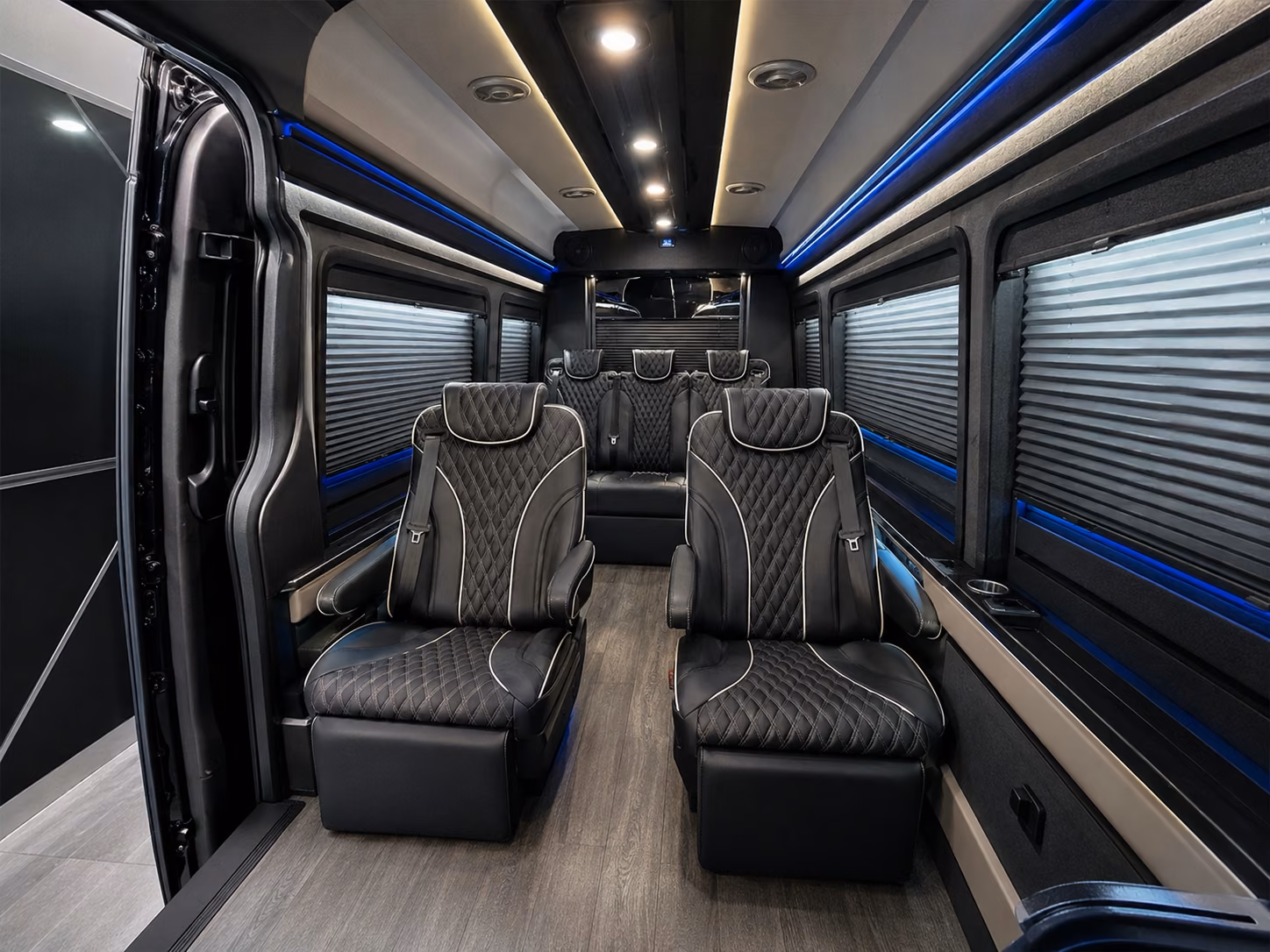 corporate airport shuttles between cmh and columbus s business corridors