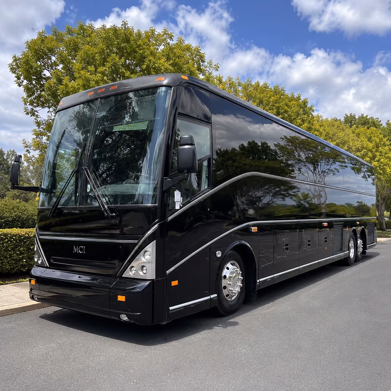 minibus rentals for prom dinner stops and photo moments across columbus